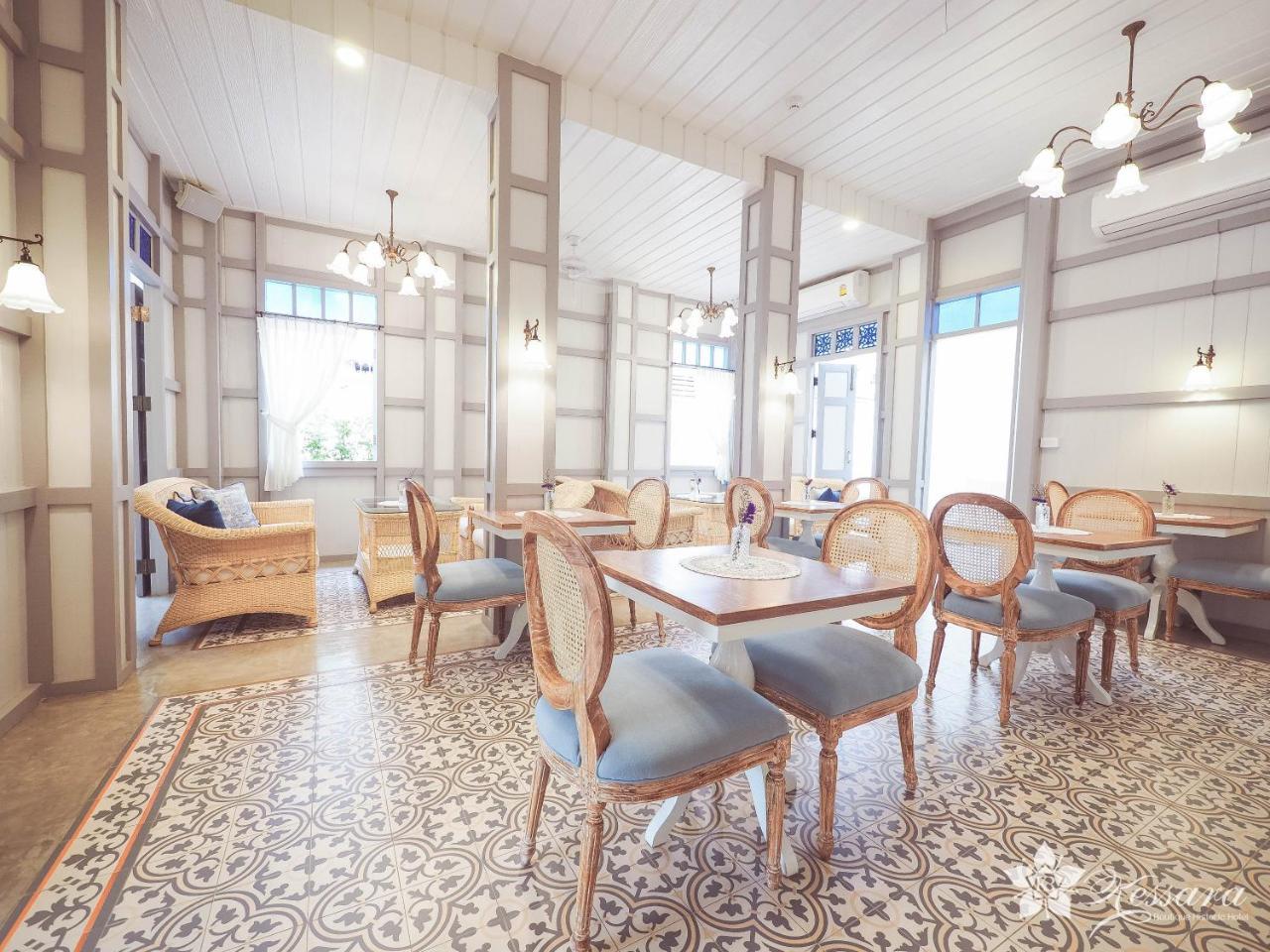 Kessara Hotel Бангкок Экстерьер фото